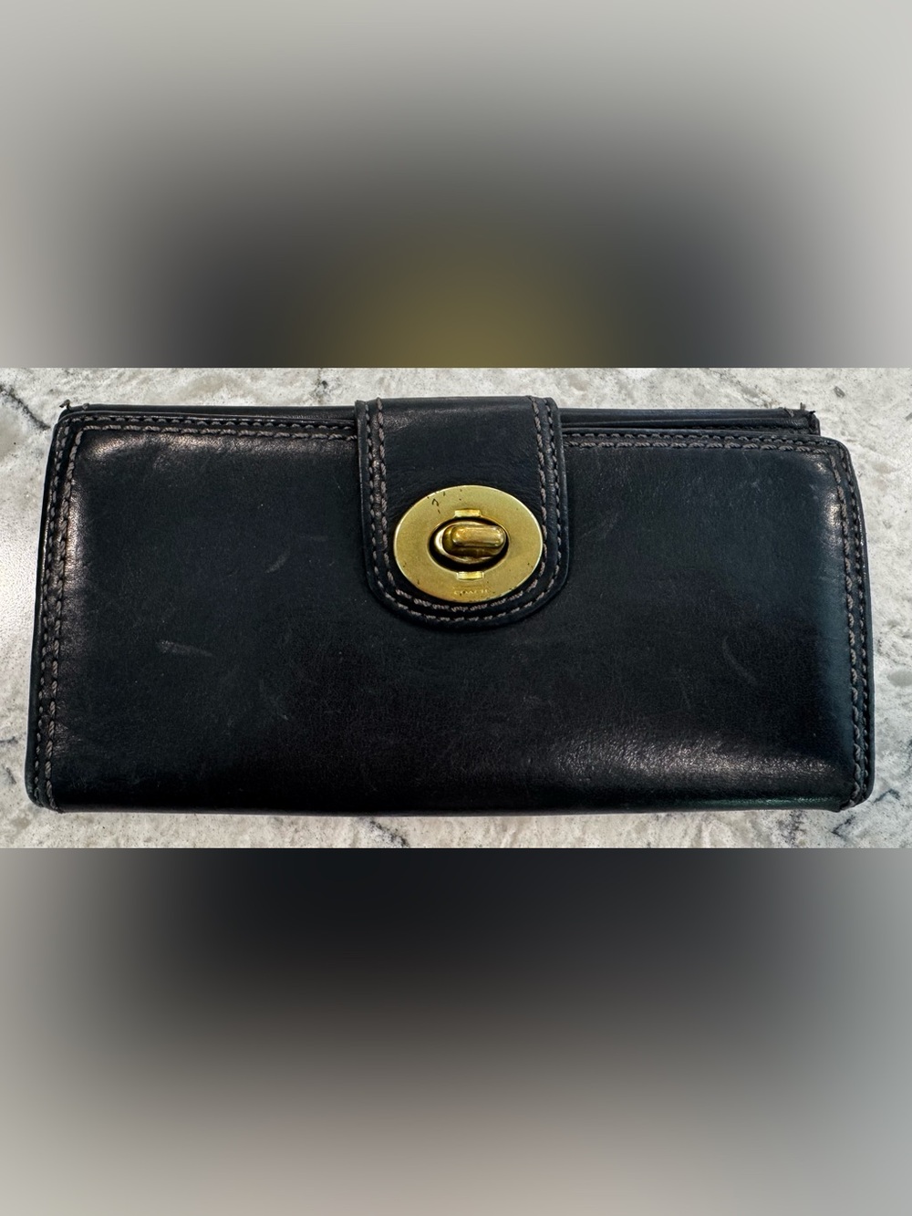 Coach Women’s Black Tri Fold Wallet Solid Logo Gold Tone Turn Lock Pink Inside